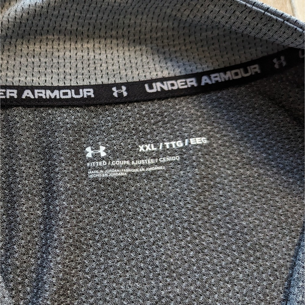 Under Armour Mens XXL Textured Gray 1/4 zip pullover long sleeve - Picture 3 of 7